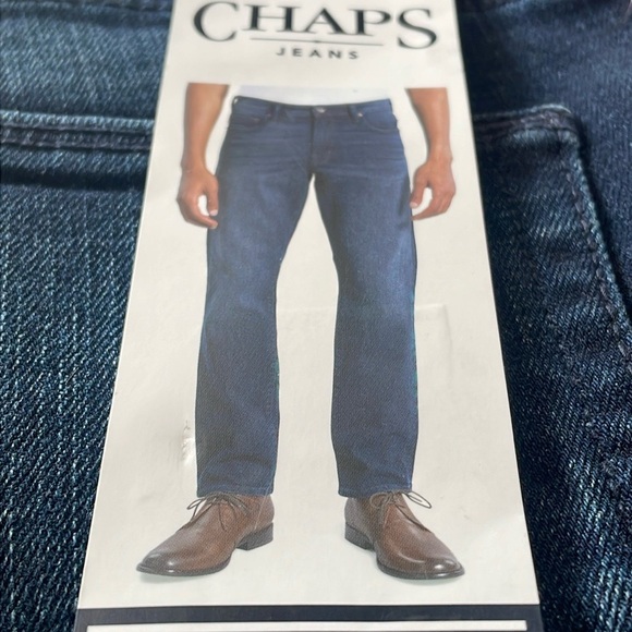 Chaps - Men’s Slim Straight Jeans - Picture 3 of 4